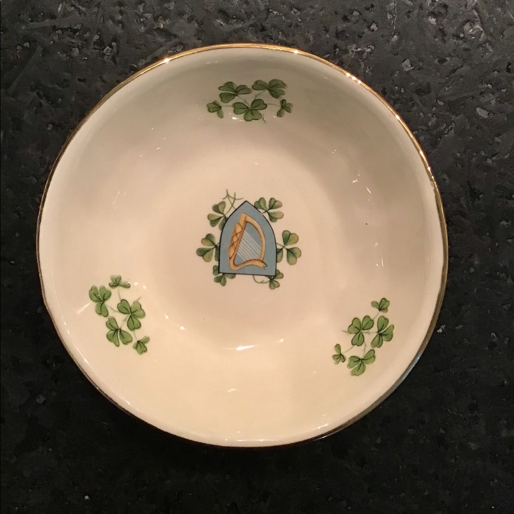 Decorative Dish ~ Carrigcraft Carrigaline Pottery